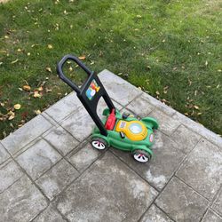 Little Tikes Gas 'n Go Mower