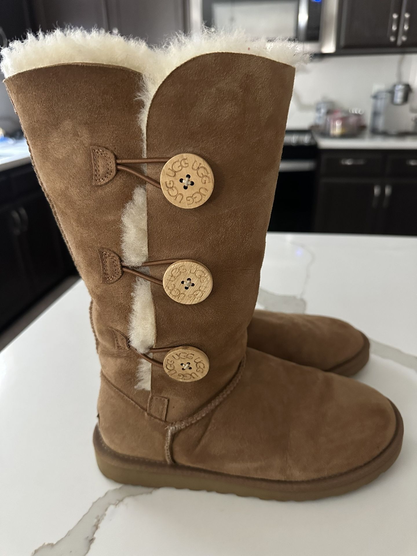 UGG Bailey Button Chestnut Boots