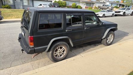 1999 Jeep Cherokee