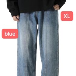 Men's Loose Fit Denim Jeans with Straight Leg Design Comfortable and Trendy Casual Look