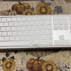 Apple Magic Keyboard With Numberpad
