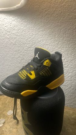 Kids Jordan 4 Yellow Thunders