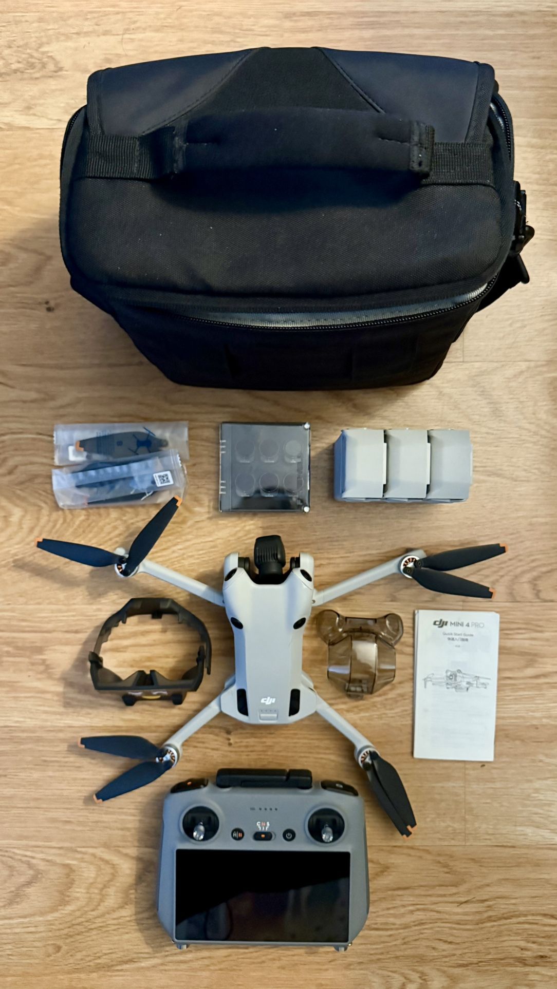 DJI Mini 4Pro Fly More Combo Plus