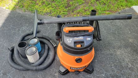 RIDGID 14 Gallon Wet/Dry Vac with Accessories