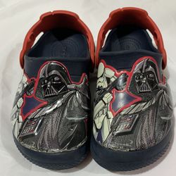 Star Wars 3D Darth Vader and Storm Trooper boys size 10 crocs shoes 