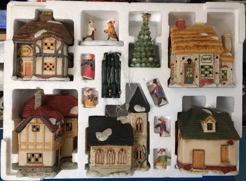 16 Piece Lighted Collectors Assortment Set of Dickens' Ceramics