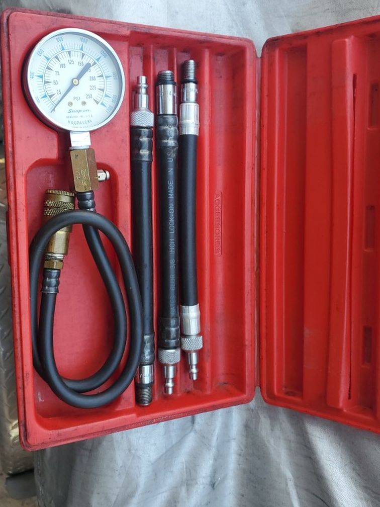 SNAP-ON MT308KB Compression Gauge Tester Set + Adapters In Case