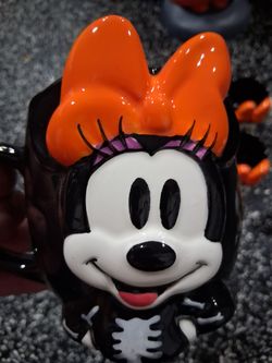 Minnie mouse skeleton cups