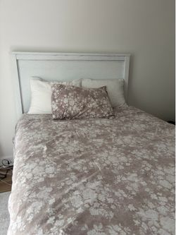 Full Bed Set for Sale