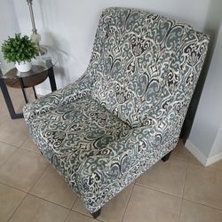 Large Pasley Print Chair