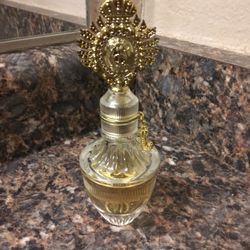 Juicy Couture Perfume .. Very Little Used.