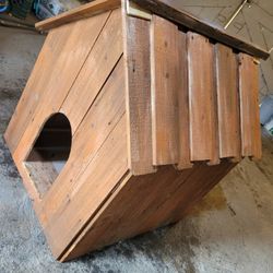 Wooden Dog House 