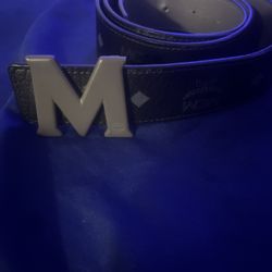 Men's Leather Belt in brown with a silver buckle