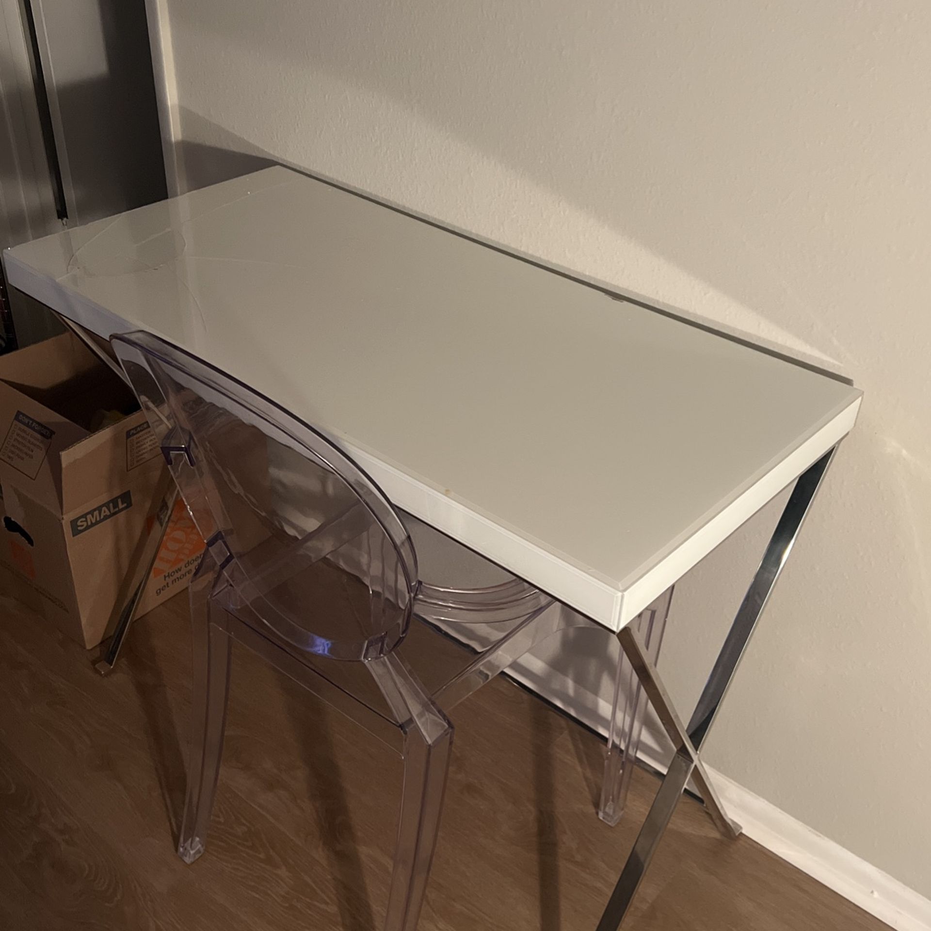 White Desk With Glass Covering 