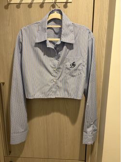 Brand New Cropped Blue Stripe Button-Up Shirt with Pocket Embroidery