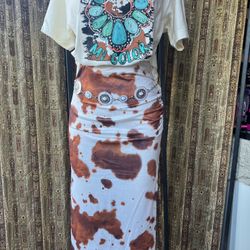 Mueble Blusa Mediana Y Falda Grande 