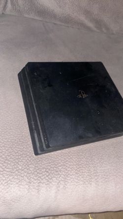 1TB ps4 pro with controller