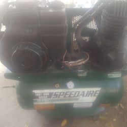 speedAir 30 gal Air compressor 