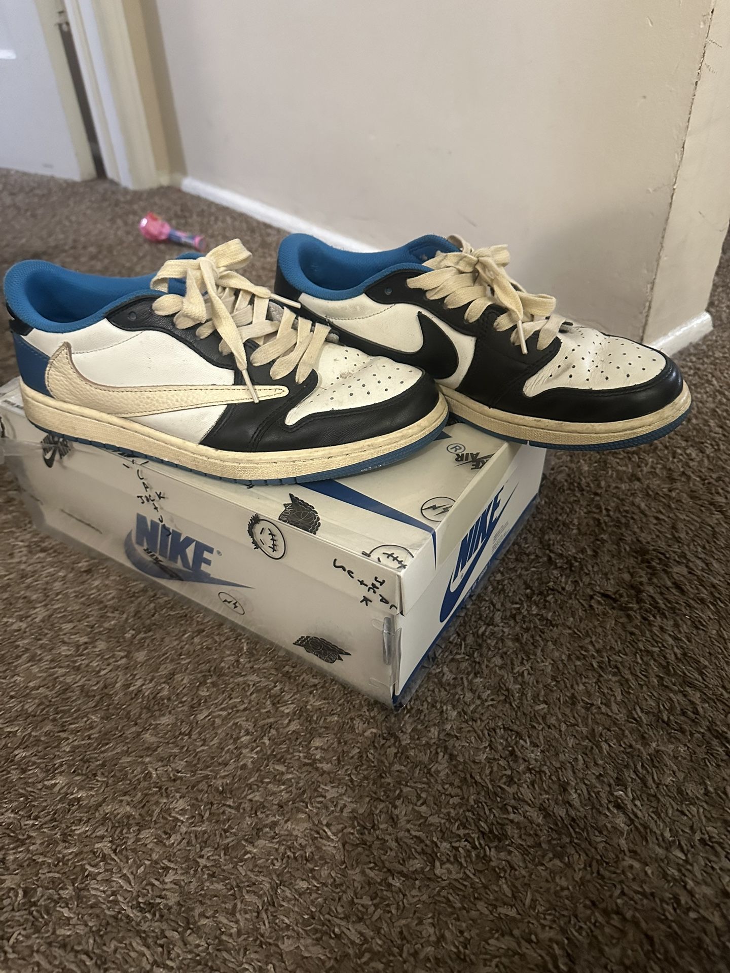 Travis Scott Fragment Low Size 9