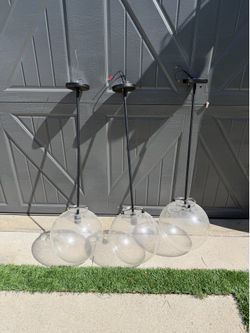 Selling 3 matching pendant lights