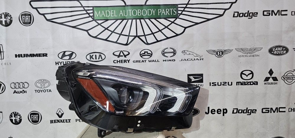2020-2023 MERCEDES BENZ GLE CLASS LED HEADLIGHT OEM- RIGHT PASSENGER SIDE