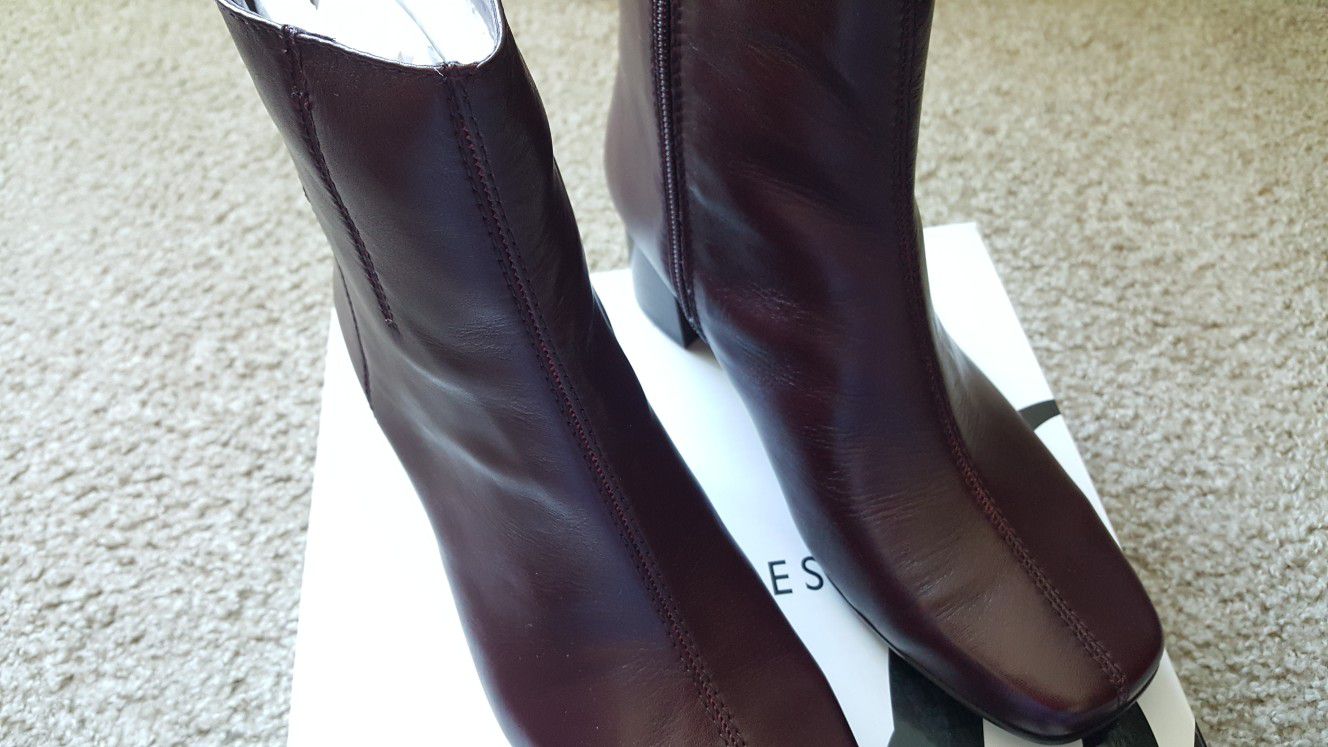 Brand New Size 7W Women's Nine West Nw7PrettyLaw Dark Red 2" Heel Leather Upper Boots