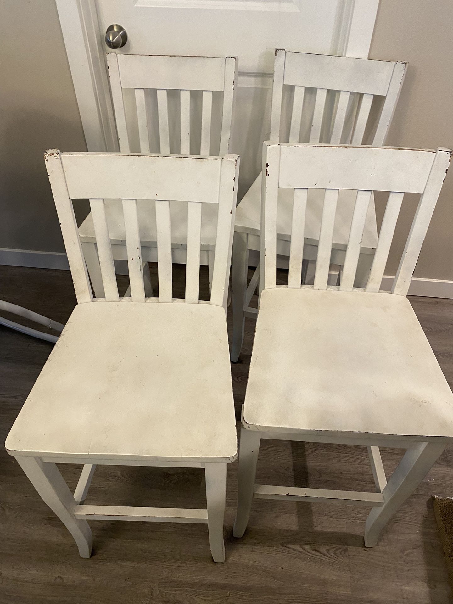 Farmhouse White Counter Chairs