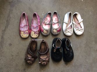 HELLO KITTY GIRLS Size 7