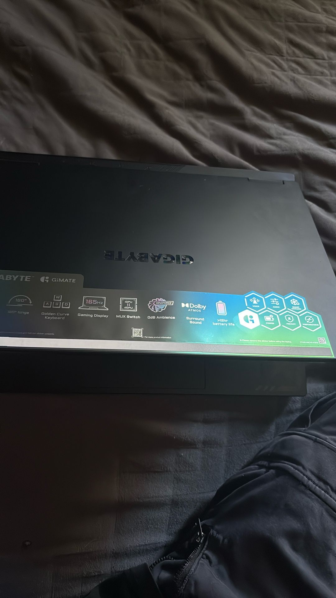 Gigabyte Laptop With A 5060 Send An Offer