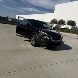 2021 Nissan Rogue SV AWD