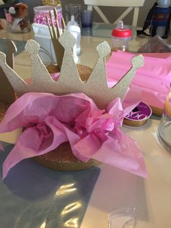 Crown center pieces