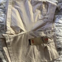Levi’s Women’s Mid-Length Shorts Size 31