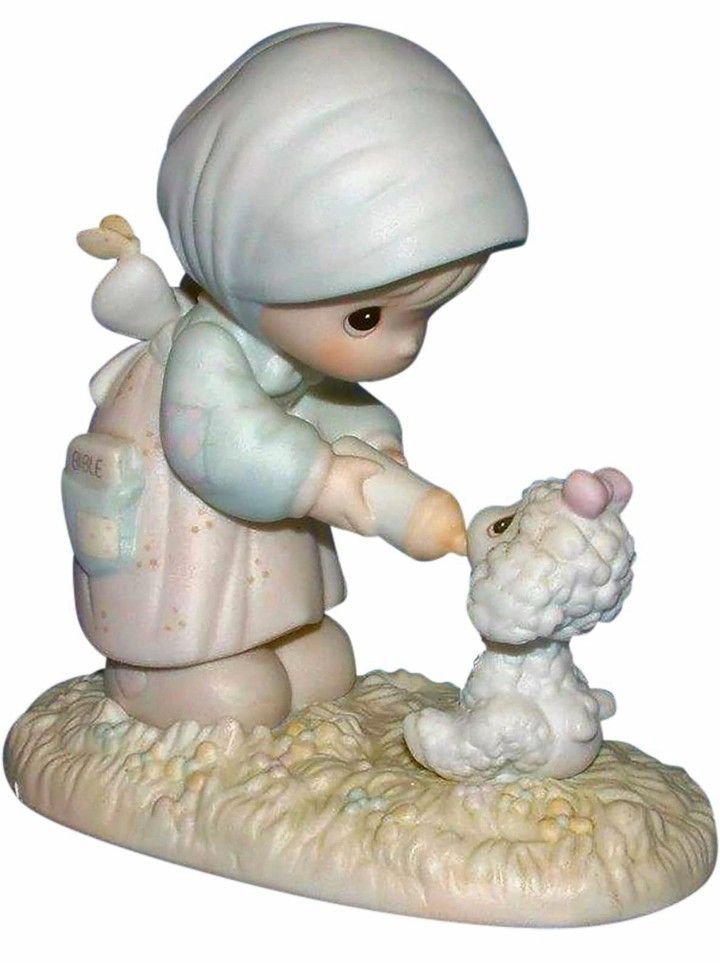 1987 Special Edition For Members of the Enesco Authentic Precious Moments Collectors' Club Feed My Sheep