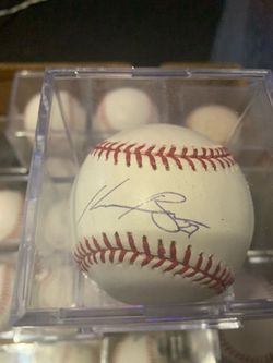 Kevin Brown #27-Dodgers autographed baseball
