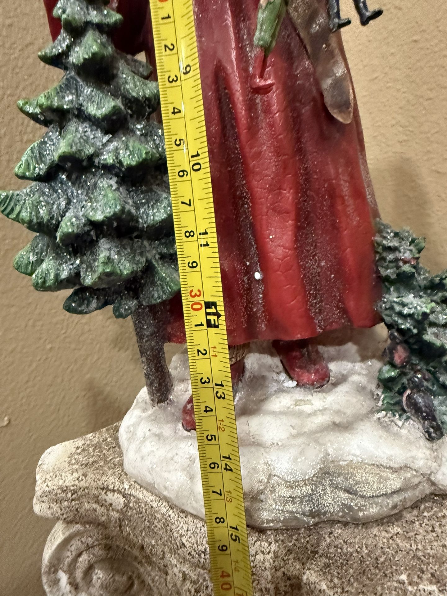 Brand New Santa Statue  ( In The Box )