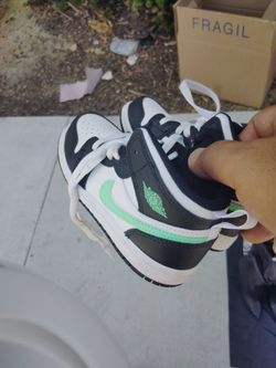 Toddler Air Jordan 1 Mid Sneakers$25 cash