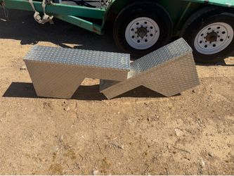 Aluminum truck mounted toolboxes