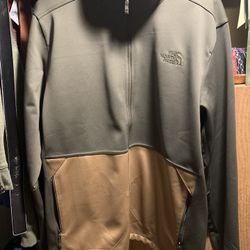 Men’s North face Apex Canyon wall Colorblock Jacket Large $110 obo 