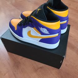 ~JORDAN 1 MID & PURPLE AND GOLD MEN SHOES SIMI-NEW IN EXCELLENT CONDITION~