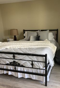 QUEEN Bed Frame