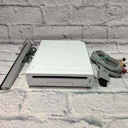 WII CONSOLE