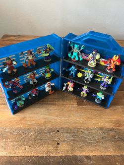 Complete Akedo Lot - 18 Figures, 2 Controllers, & Official Carrying Collector Case Set