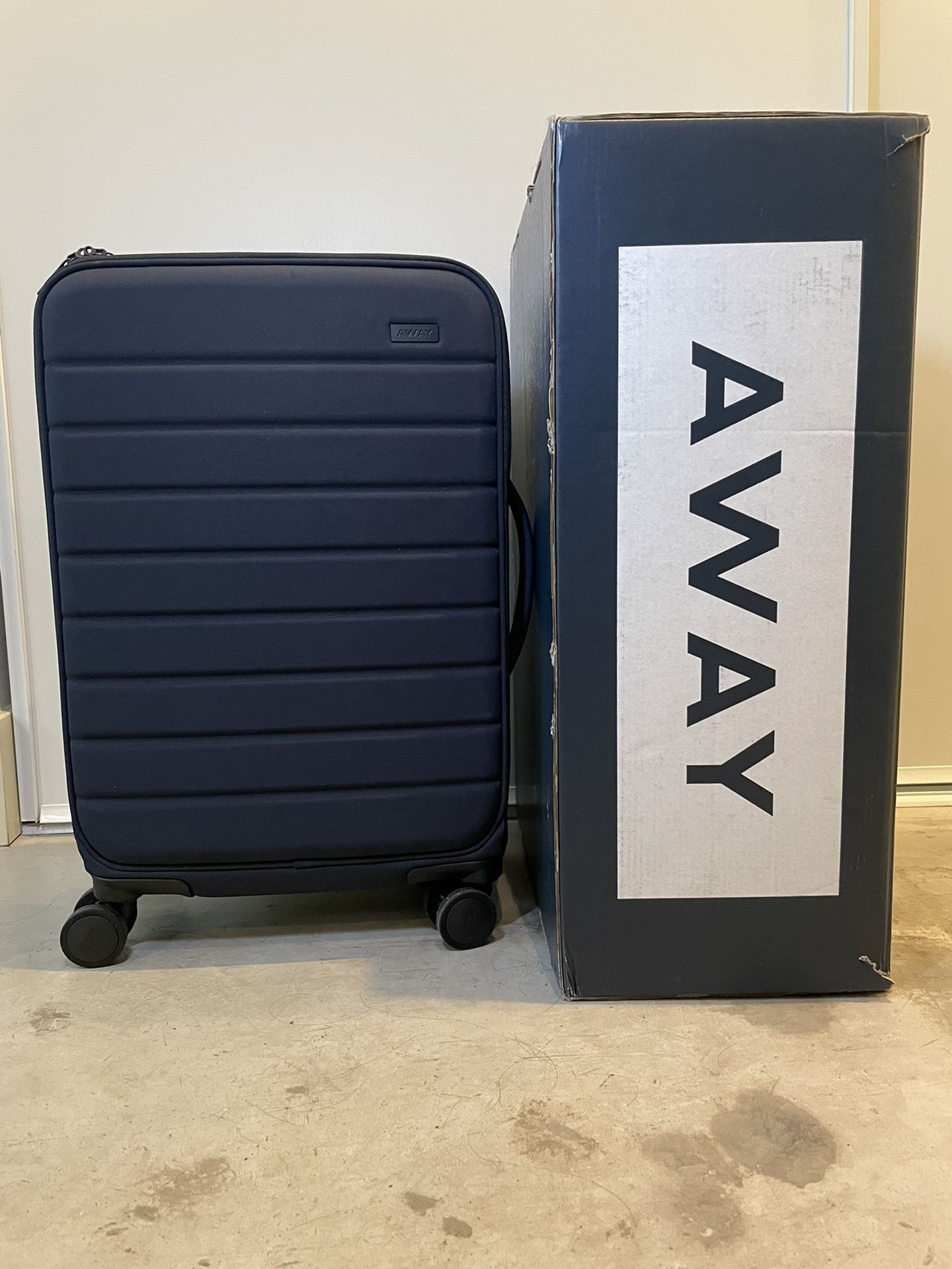 away luggage navy
