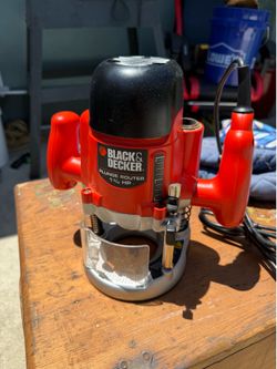 Plunge router