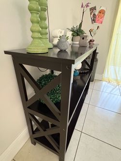 Center Console w/ Matching End Table