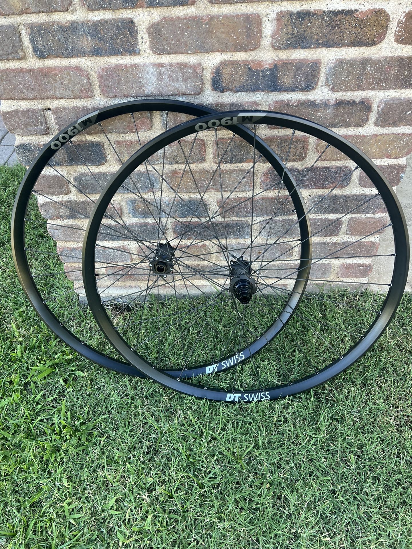 DT Swiss M1900 Superboost Wheelset 29” For SRAM xD