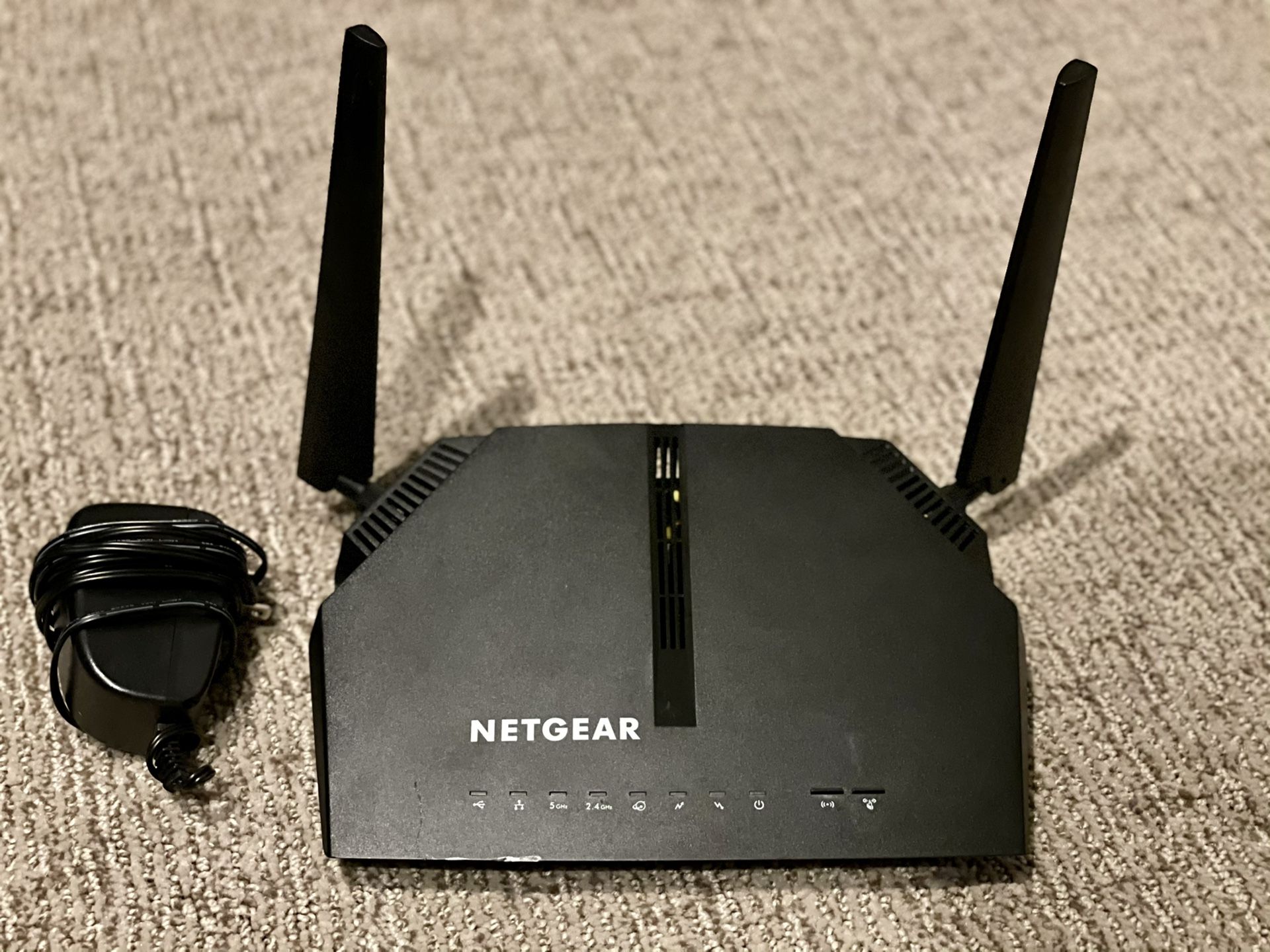 Netgear cable modem & WiFi router