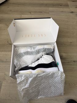 Air Jordan 11 Retro DMP Gratitude