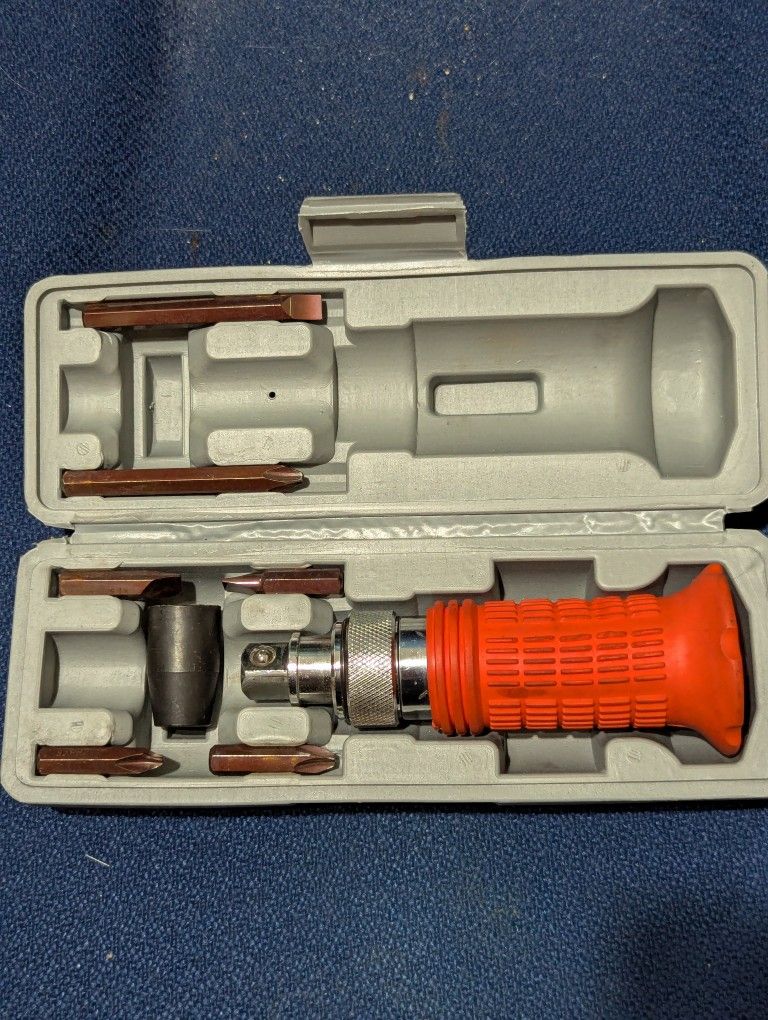 1/2" Impact Driver Set With 6 Bits In Case #37530