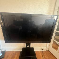Samsung Tv & Tv Stand 